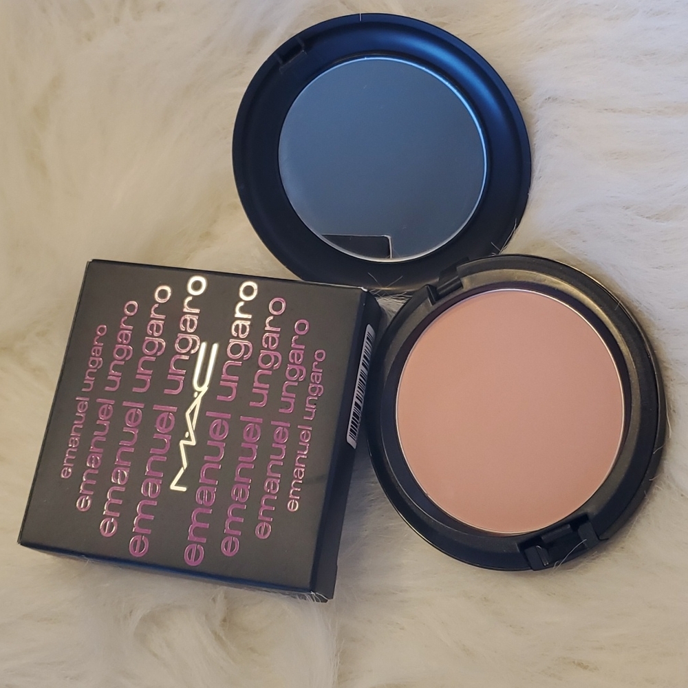 MAC Emanuel Ungaro Beauty Powder Flower Mist Dew